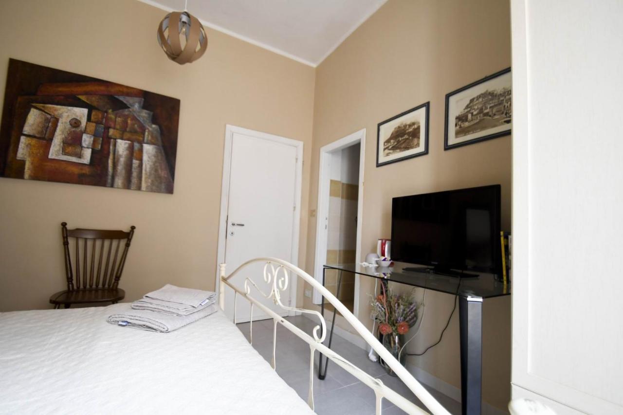 B&B La Pianedda Castelsardo Buitenkant foto