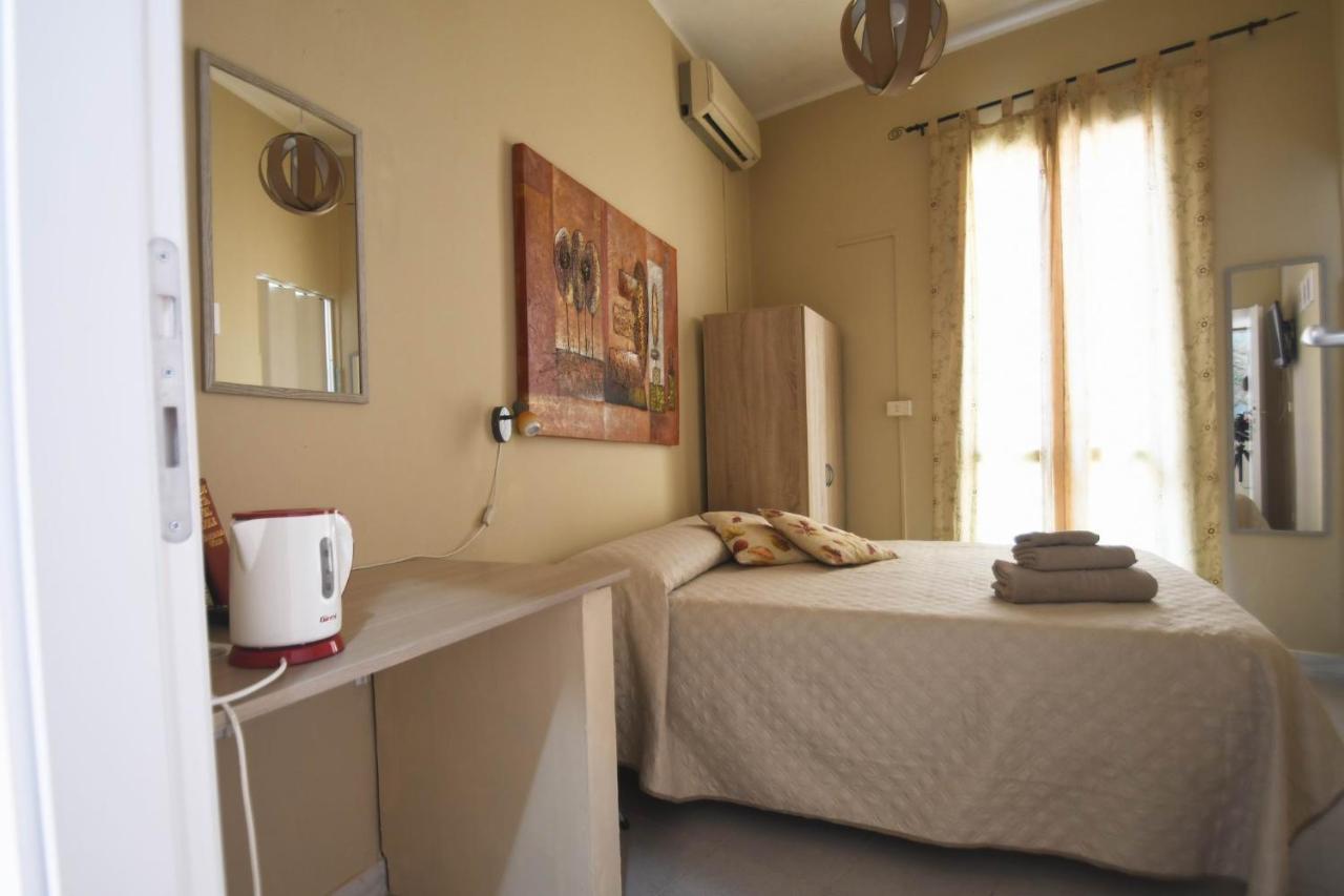 B&B La Pianedda Castelsardo Buitenkant foto